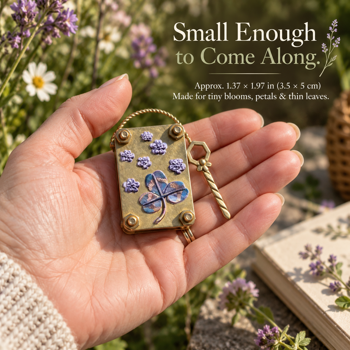 🌸 Micro Flower Press — Pocket-Sized Flower Press for Petals & Keepsakes